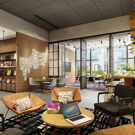 Готель Moxy Bangkok Ratchaprasong Екстер'єр фото