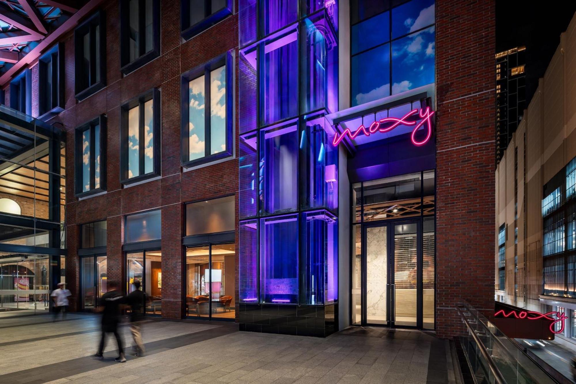 Готель Moxy Bangkok Ratchaprasong Екстер'єр фото