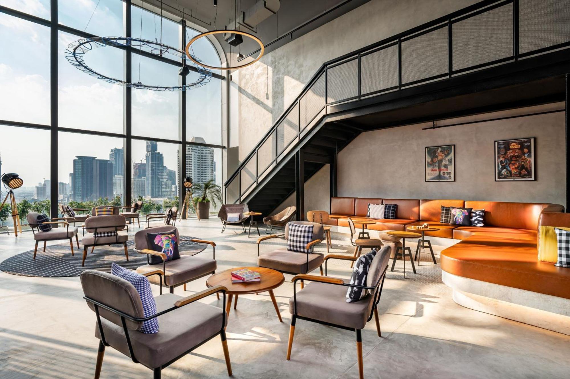 Готель Moxy Bangkok Ratchaprasong Екстер'єр фото