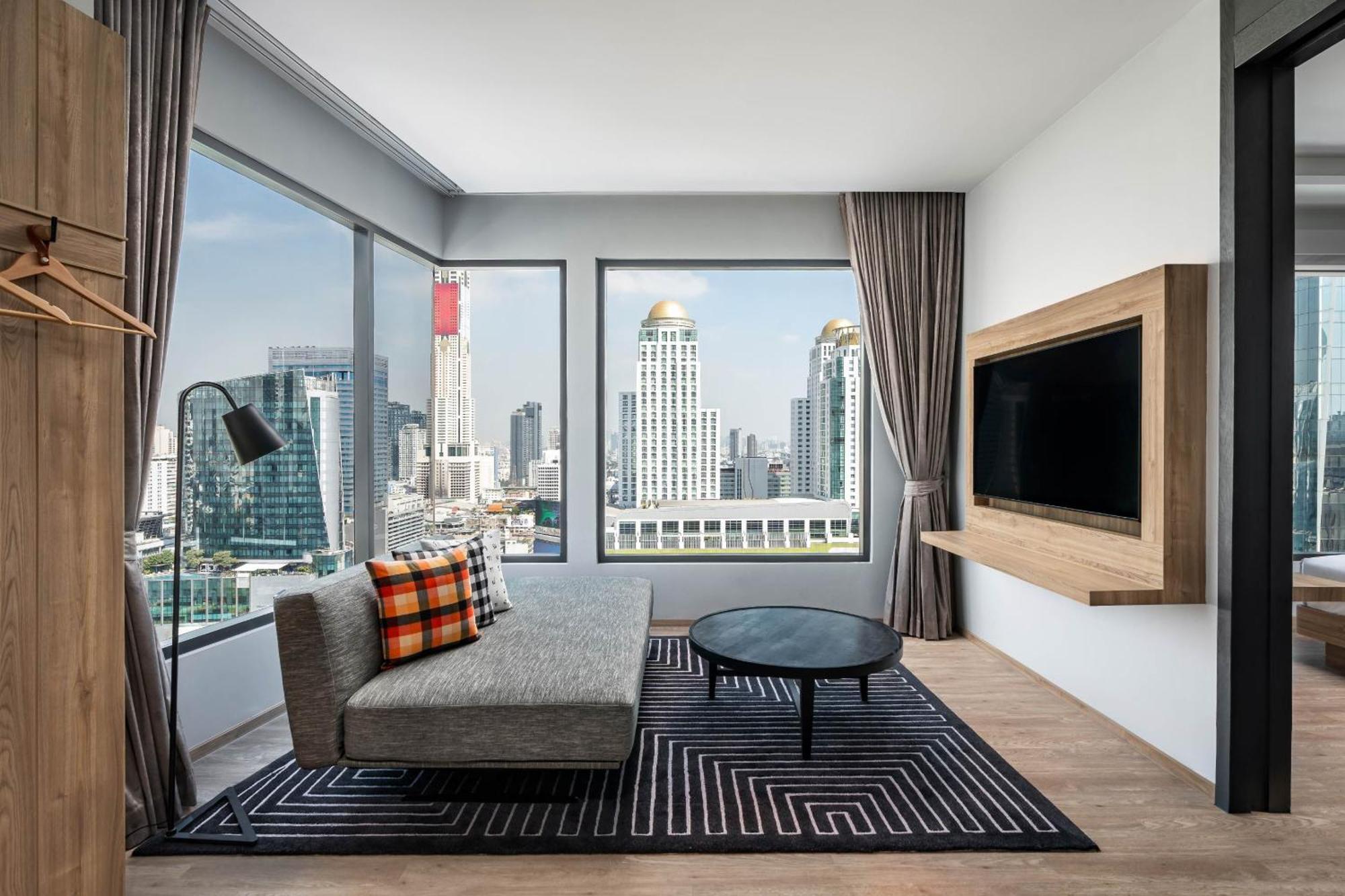 Готель Moxy Bangkok Ratchaprasong Екстер'єр фото
