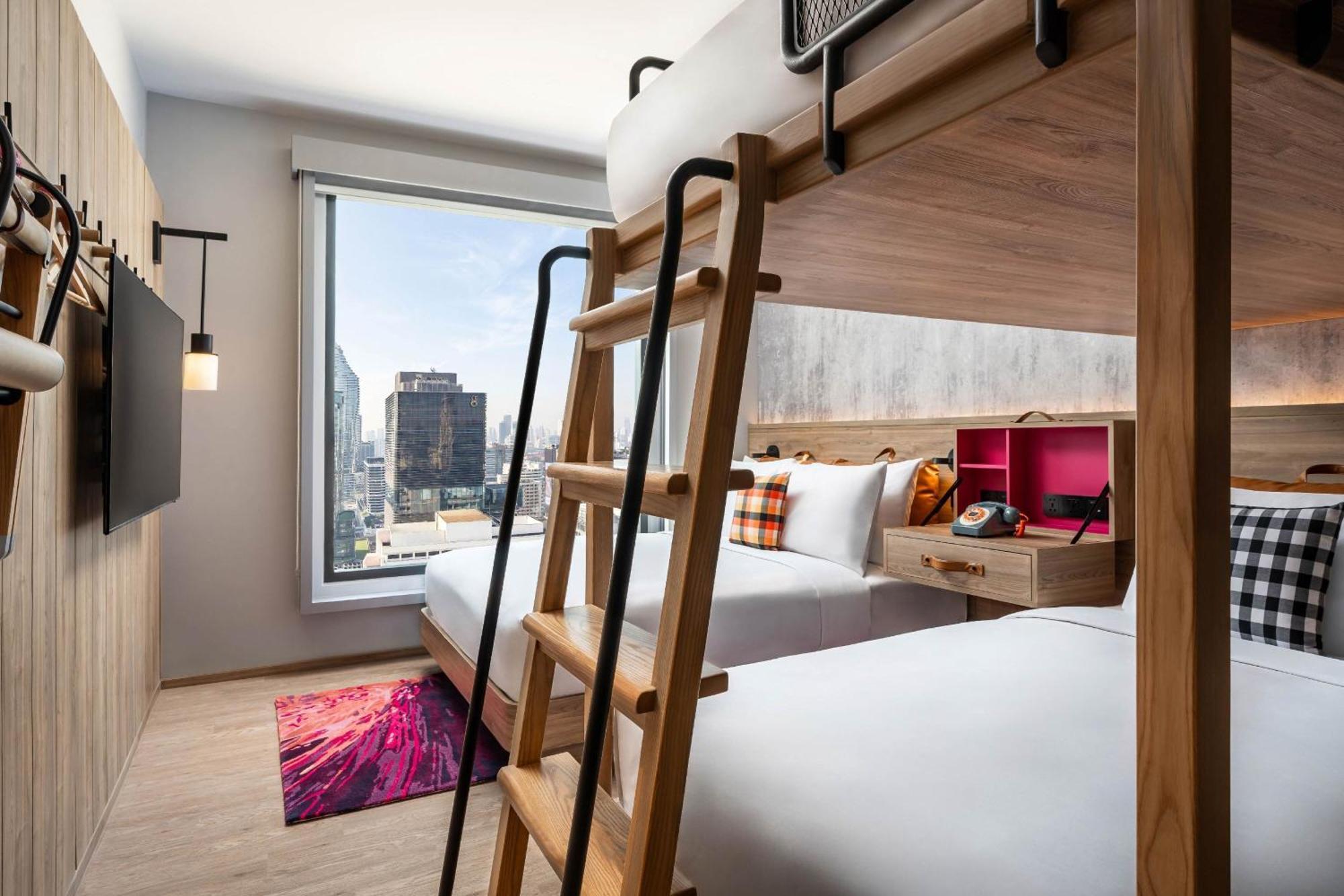 Готель Moxy Bangkok Ratchaprasong Екстер'єр фото